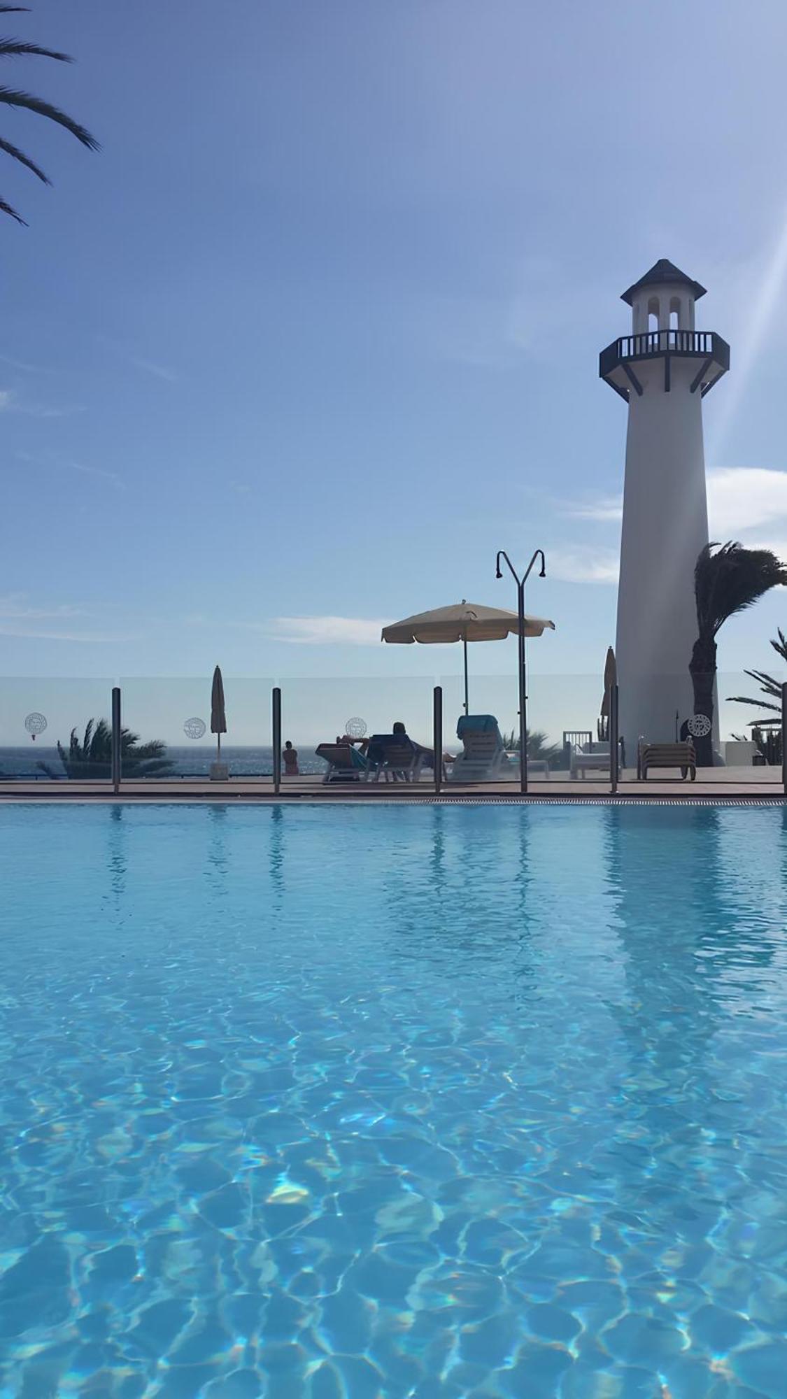 Vistas De Ensueno Al Mar En Playa Del Aguila Villa Exteriör bild