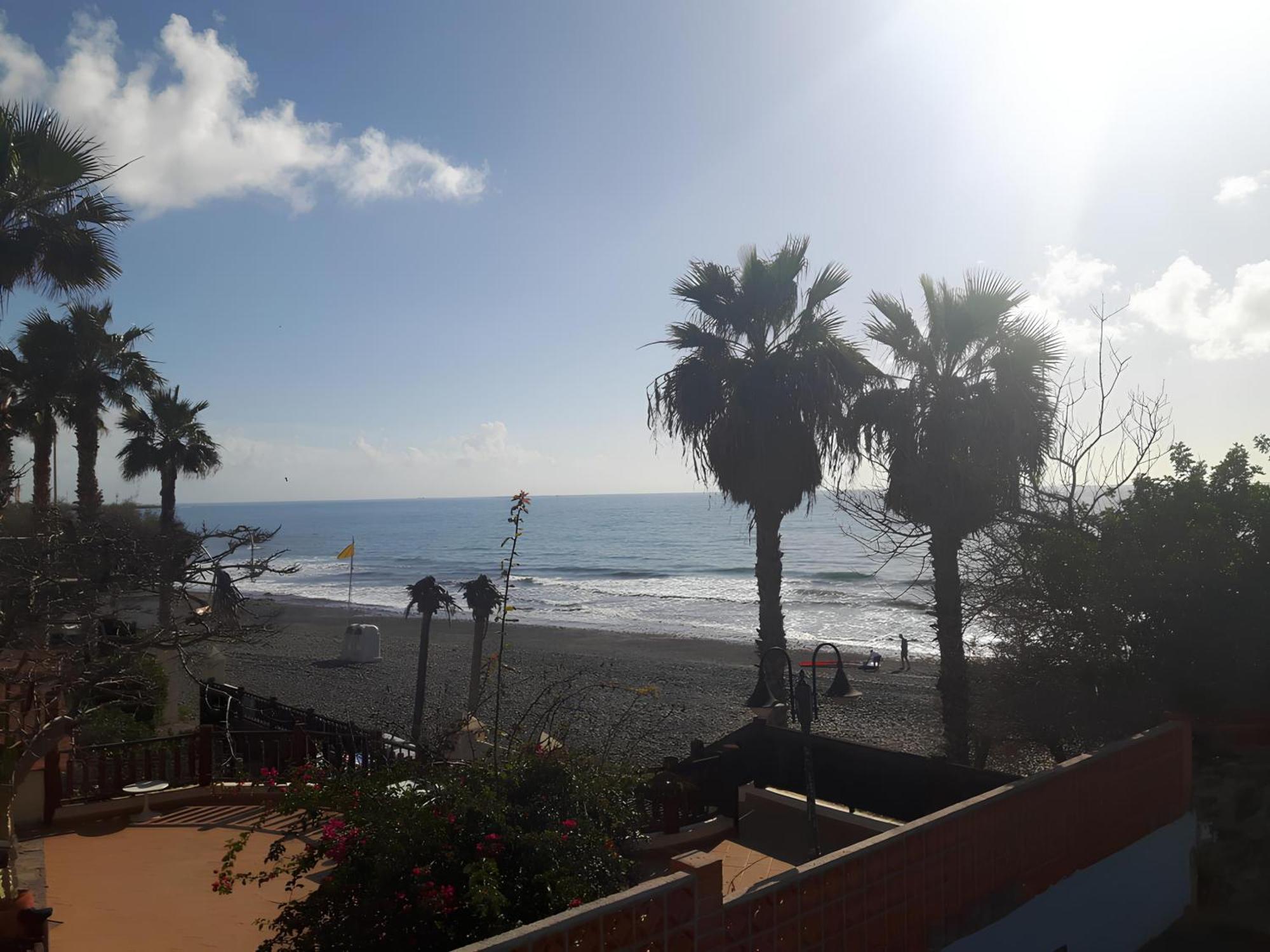 Vistas De Ensueno Al Mar En Playa Del Aguila Villa Exteriör bild